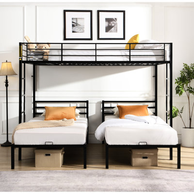 Triple lit superposé en métal noir avec configuration double au-dessus de simple, vertical, rail et rangement pour les fournitures de construction, quatre barrières de sécurité