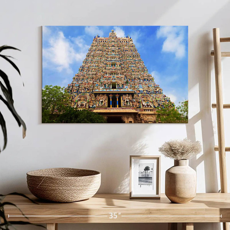 Adella, Meenakshi, Tour d'Amman, H 16 po x l 24 po