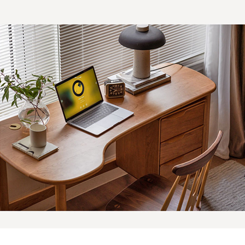 Bureau en bois massif de style italien