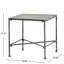 Table de bout de patio en fer, apparence argent brossé noir, mélanges avec chaises et tables basses d'extérieur, table d'assemblage pour patio, utilisation de compléments et de tables, requis