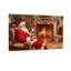 Père Noël qui se détend au coin du feu avec des biscuits et du lait-816547588