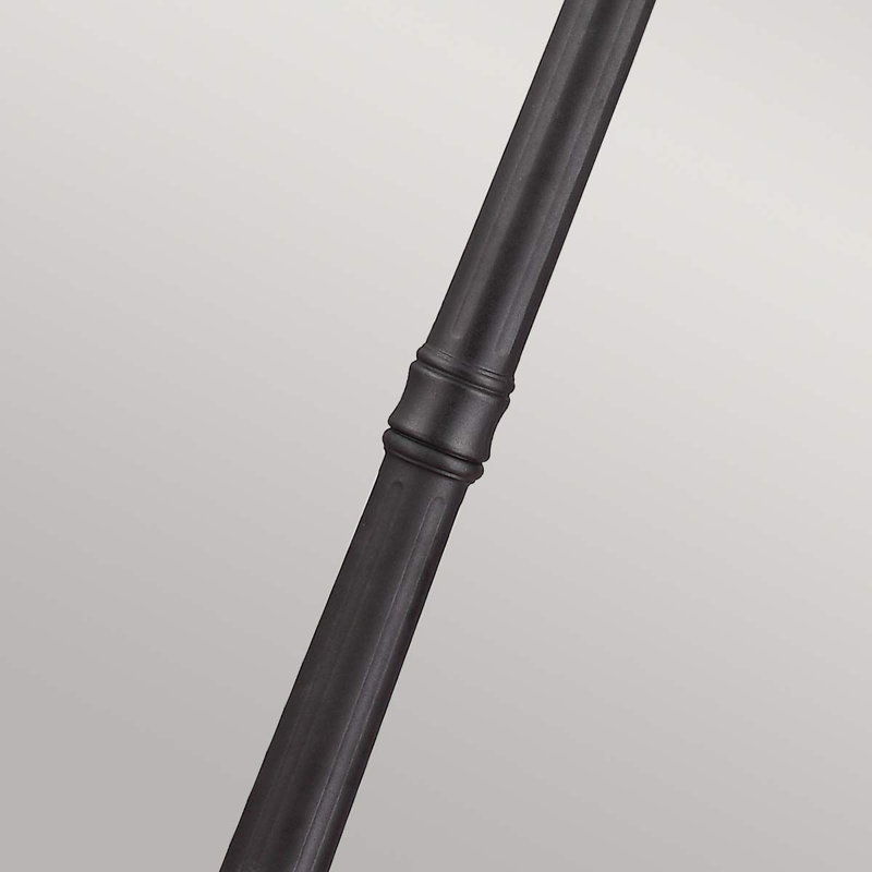 Thynes Lamp Post (Full), Black