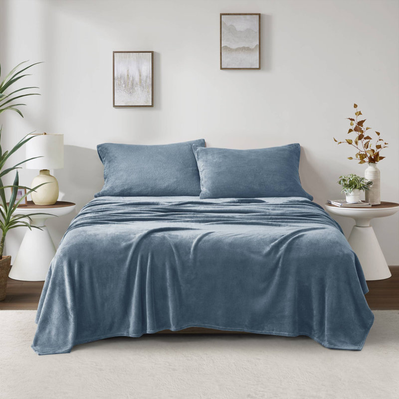 Twin Blue Solid Microfiber Plush Sheet Set
