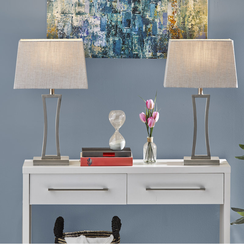 Kluesner Metal Table Lamp