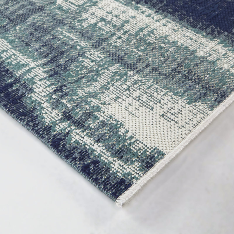Tapis intérieur / extérieur abstrait bleu foncé Lucia, Rectangle 7 pi 10 po x 10 pi