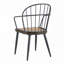 Ensemble élégant de chaises de salle à manger d'intérieur avec pieds en métal et siège en bois, parfait pour un décor moderne et industriel