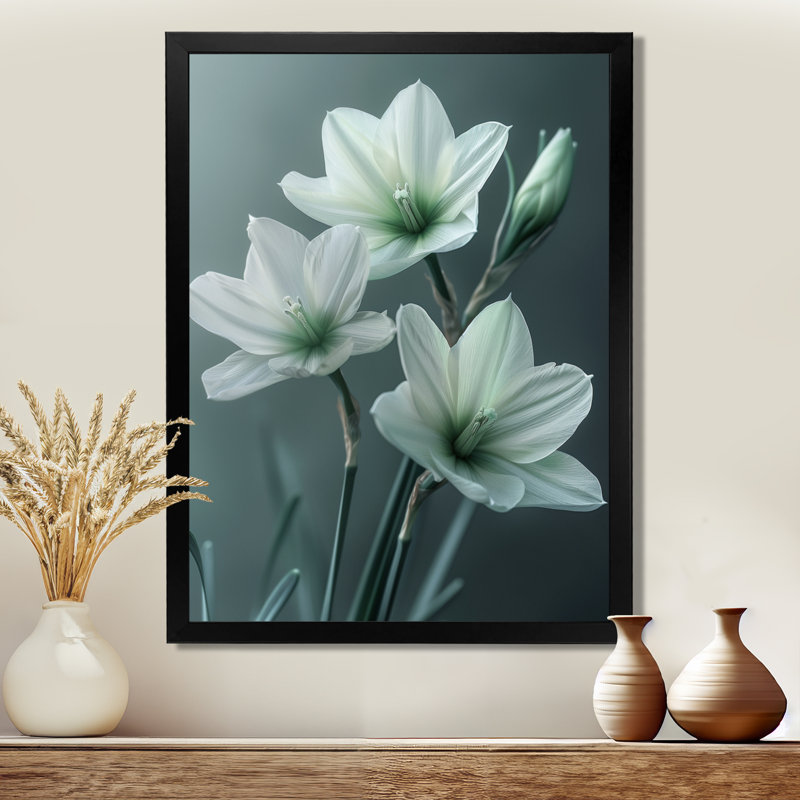 Jonquilles monochromes grises et blanches Photo II - Jonquilles murales, salon, Cadre flottant brun, H 16 po x l 32 po