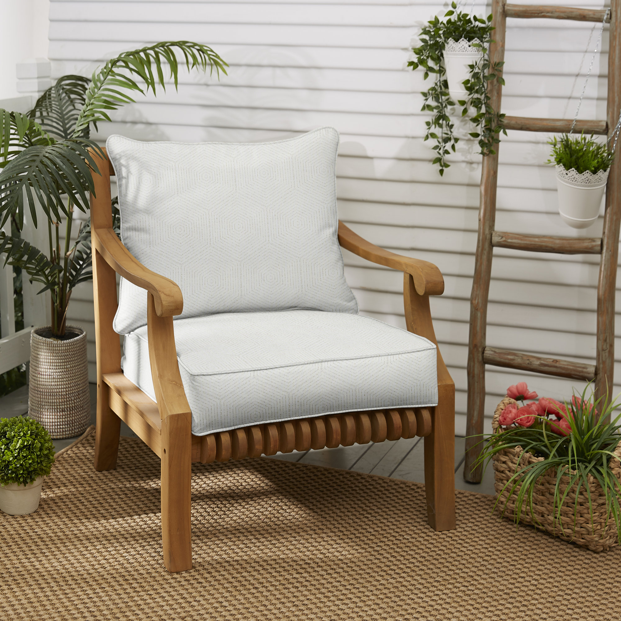 Warrick Sunbrella Outdoor Lounge Chair, Antique Beige Sunbrella® Canvas, 5" H x 23" W x 25" D