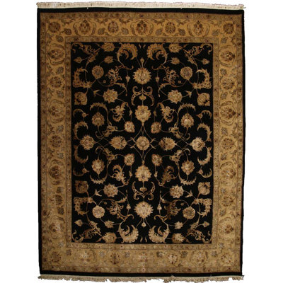 Museum Kashan hand-knotted Wool/Silk Black/Gold Area Rug