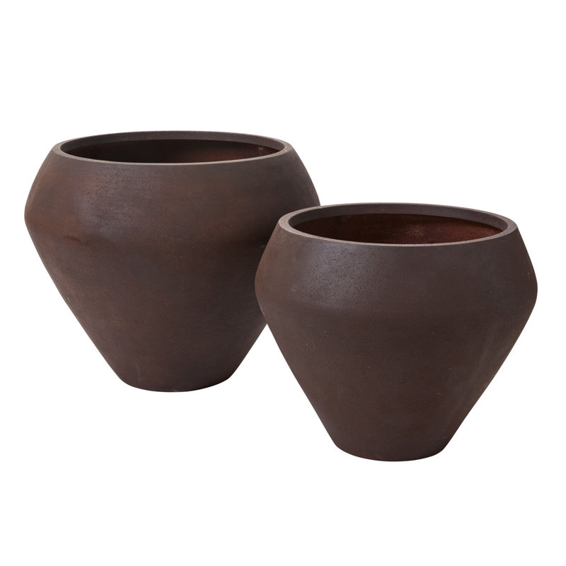 Titan Pot, 24" H x 28.5" W x 28.5" D