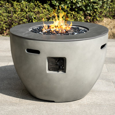 Foyer de table d'extérieur au propane 24 po x l 36 po
