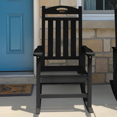 Chaise berçante pour foyer en PEHD