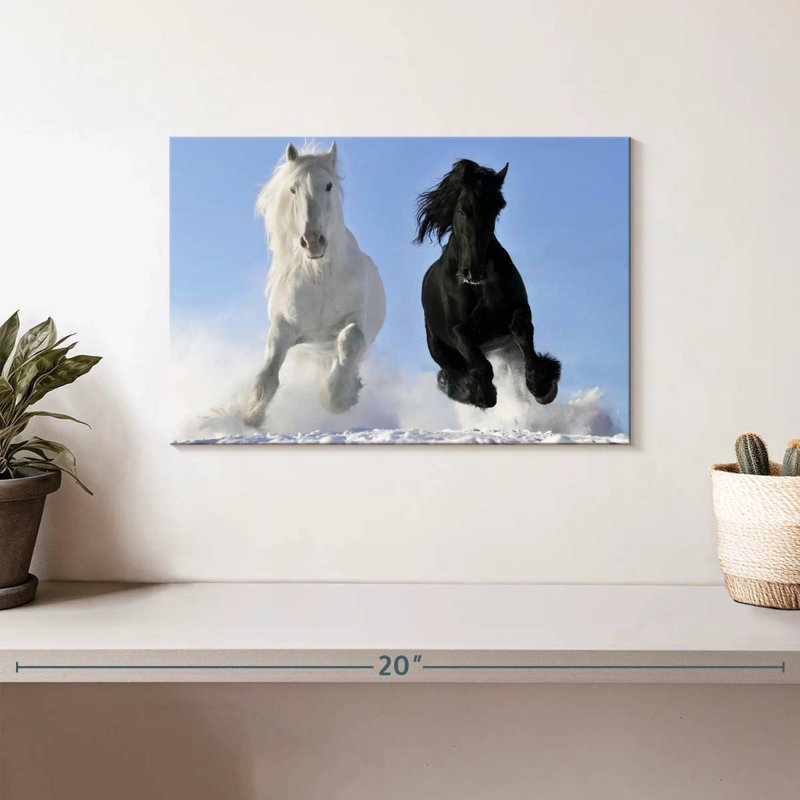Chevaux frison d'hiver, H 8 po x l 12 po