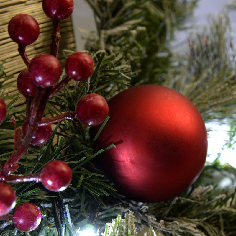 270cm Lighted Garland with Lights