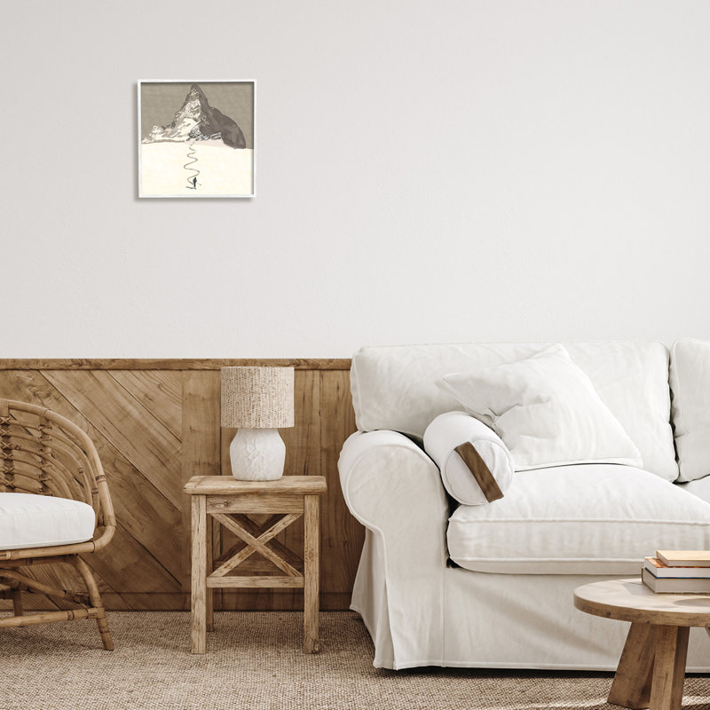 Lonely Single Slope Ski Winter Sports Mountain Range Grey Farmhouse, surdimensionné, encadré, estampe numérique, art texturé par Ashley Singleton