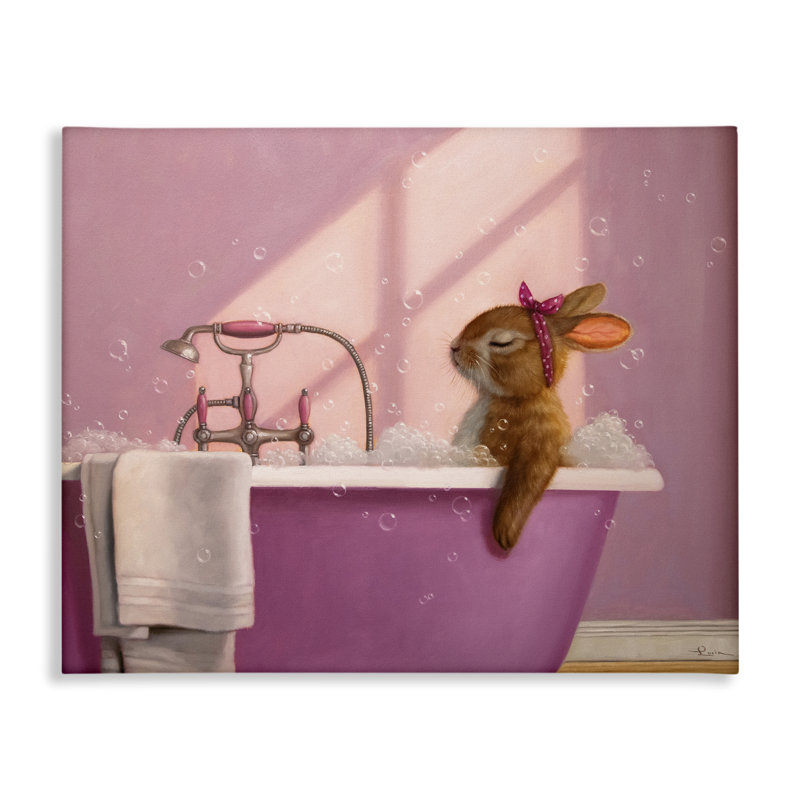 Lapin en toile de bain relaxante rose, design par Lucia Heffernan, H 16 po x l 20 po