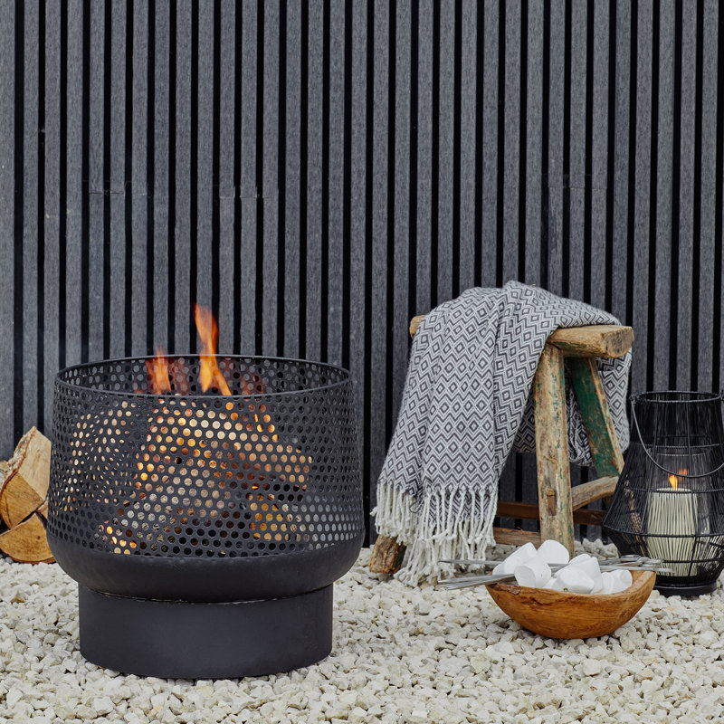  Metal Outdoor Fire Pit, Black