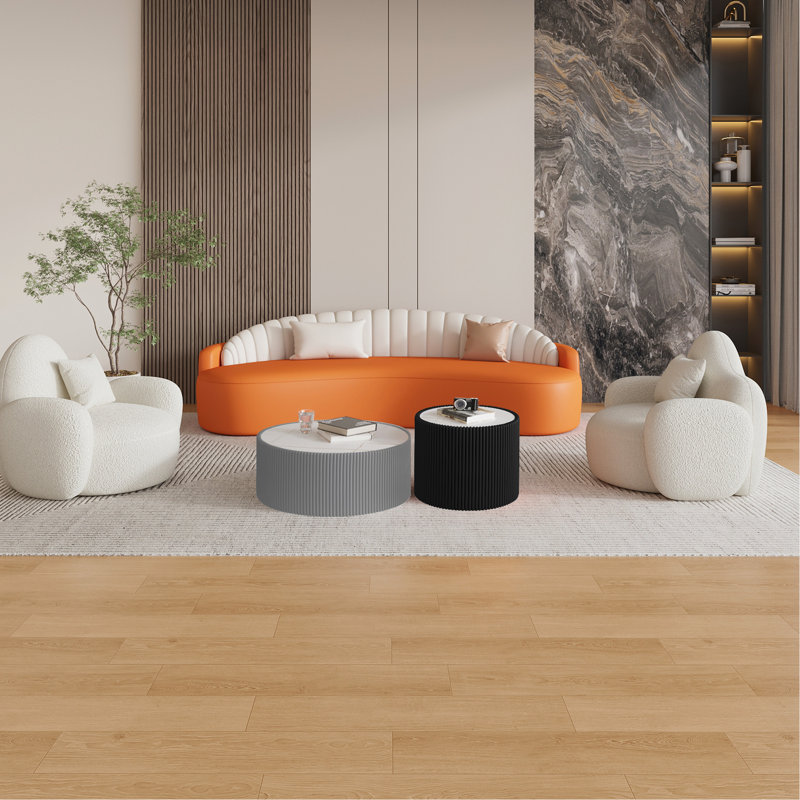 Élégante table de bout cylindrique avec des textures de bureau uniques pour le chevet, table basse en cuir blanc et or fritté avec dessus en pierre, salon idéal, sans assemblage