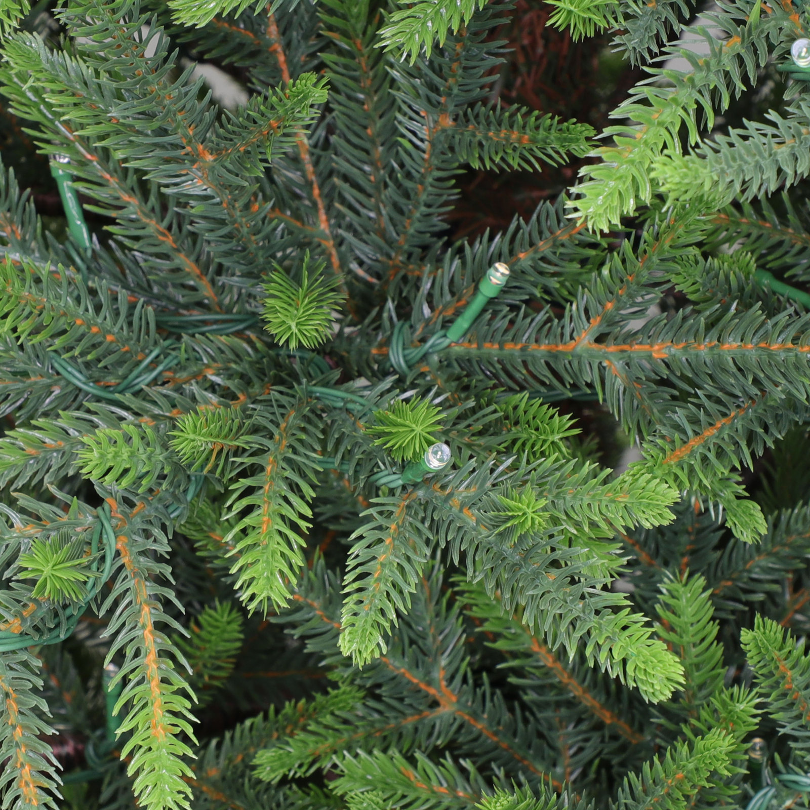 Slim 7.5' Pre-Lit Fir Tree