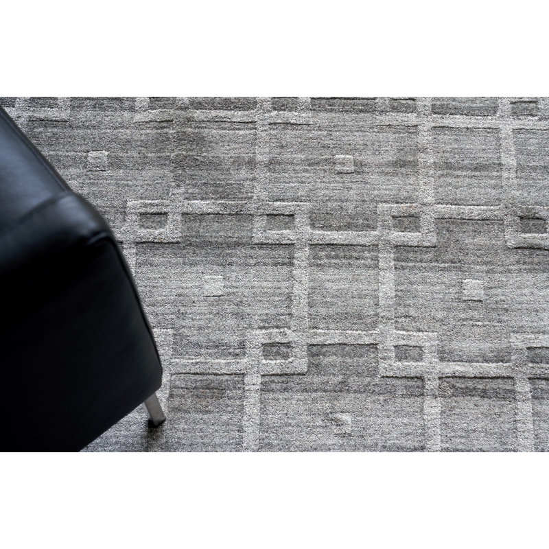 Castelli Geometric Area Rug in Gray, Rectangle 8' x 10'