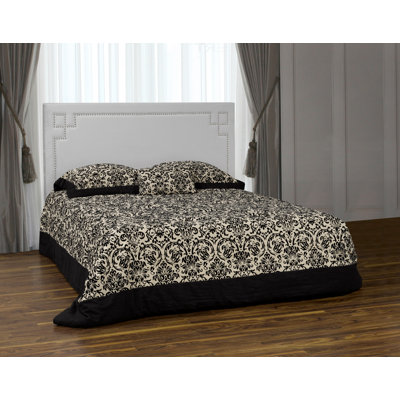 Michelena Upholstered Platform Bed