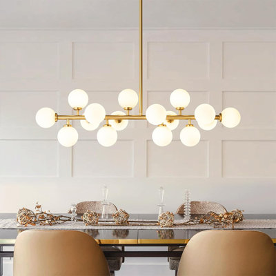 Lustre de style Mid-Century à 16 lumières: lustres Spoutnik linéaires dorés de 40 po - Luminaire sphérique en verre blanc laiteux - Long lustre suspendu moderne pour îlot de cuisine de salon