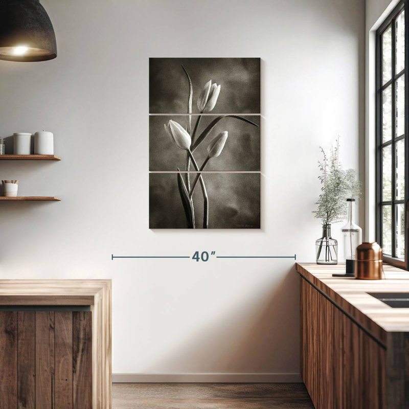 Deux tulipes Harnek II, H 38 po x l 24 po