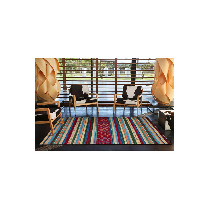 Tapis géométrique tissé en couleurs rouges, Rectangle 2 pi 4 po x 4 pi