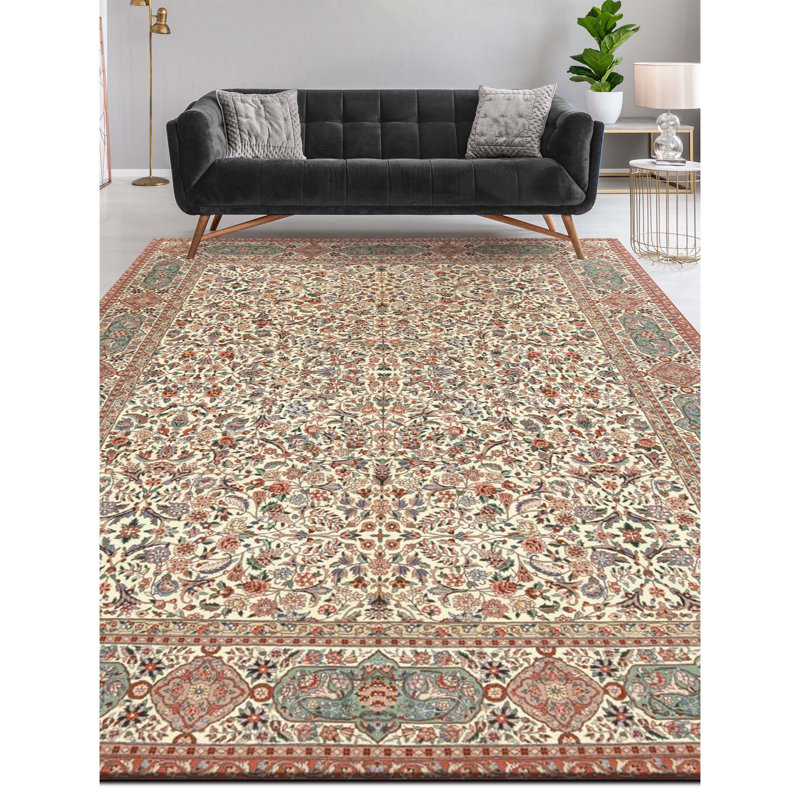 Hand Knotted Wool Oriental Area Rug in Ivory And Ligth Green