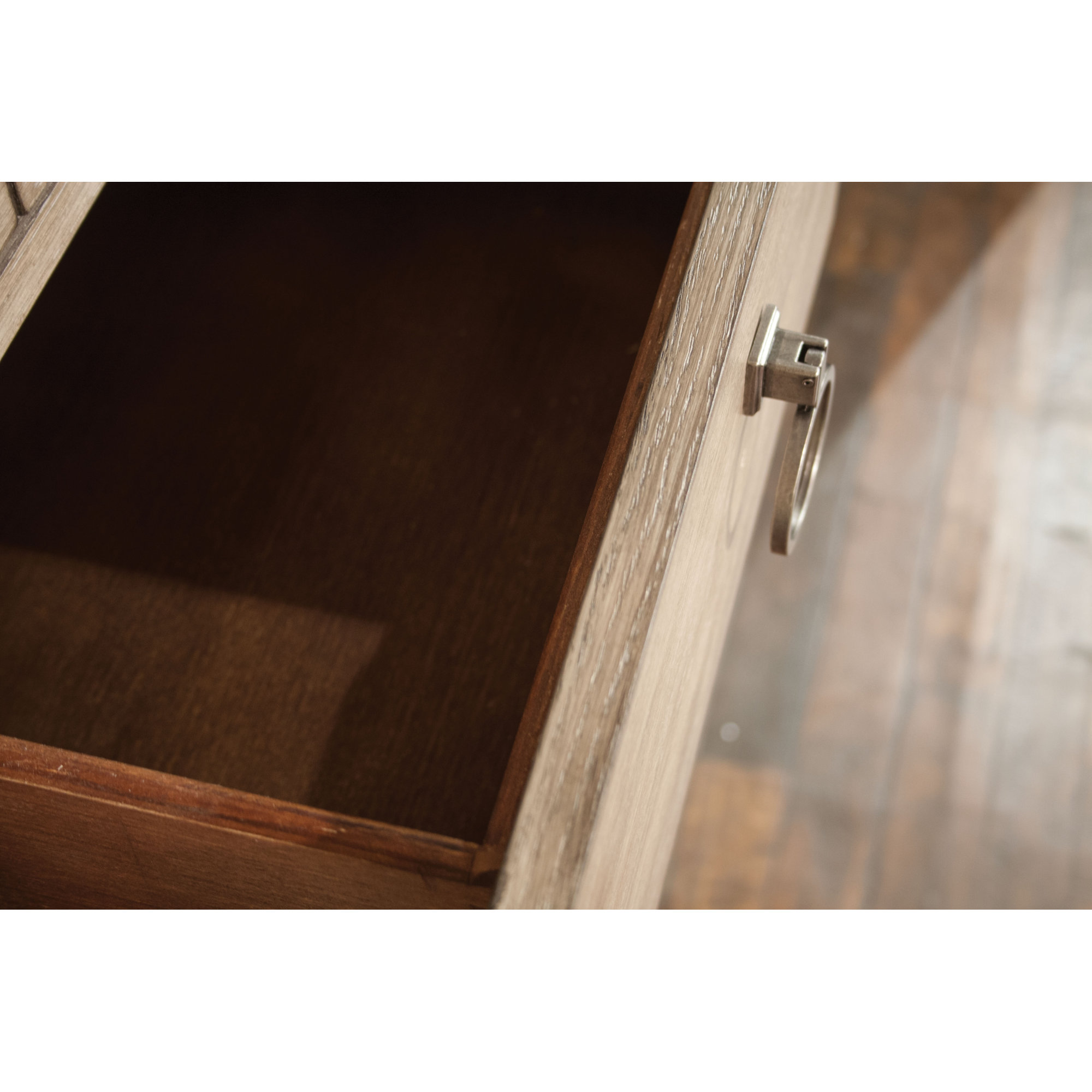 Regan 5 - Drawer Dresser, Natural