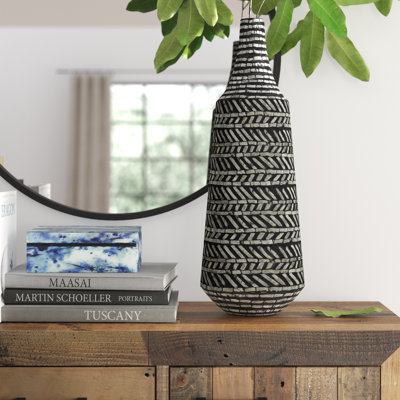 Vase de table en bois massif Craig