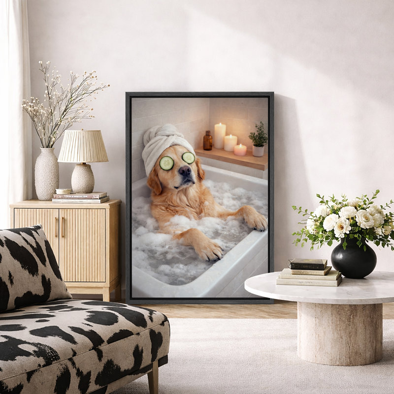 «Relaxing Golden Retriever Spa Bath», impression sur toile, impression sur toile encadrée, H 24 po x l 16 po x P 1,5 po