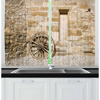 Pointed Kitchen Curtain