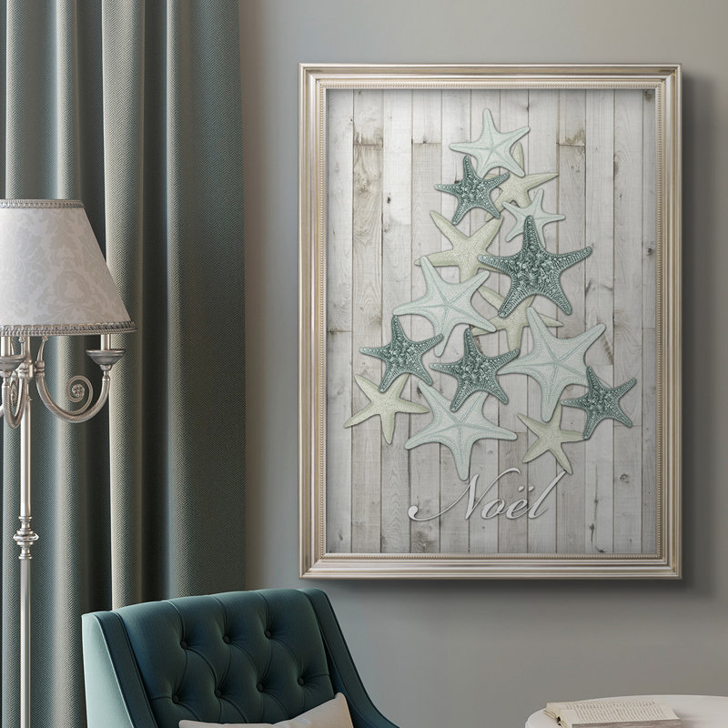 Coastal Christmas IV - Toile encadrée de qualité supérieure - prête à être accrochée, L 21 po x H 25 po
