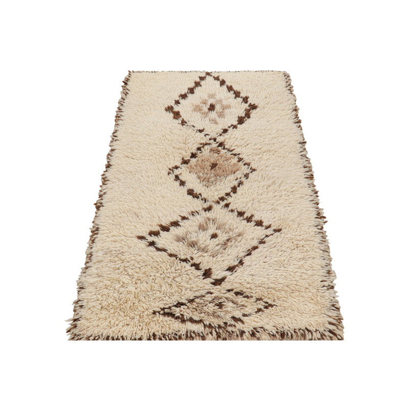One-of-a-Kind 2'9”x5'3” Hand Knotted Area Rug