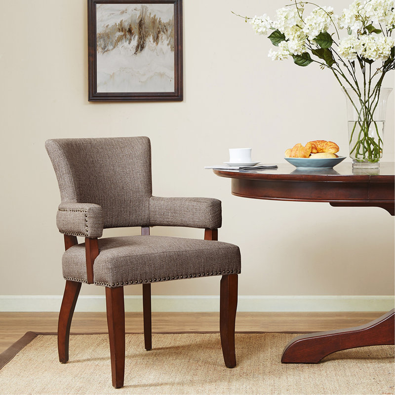 Chaise avec accoudoirs