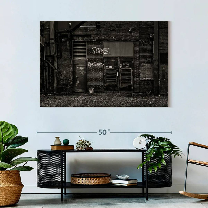 Lilie Alleyway, 32" H x 48" W