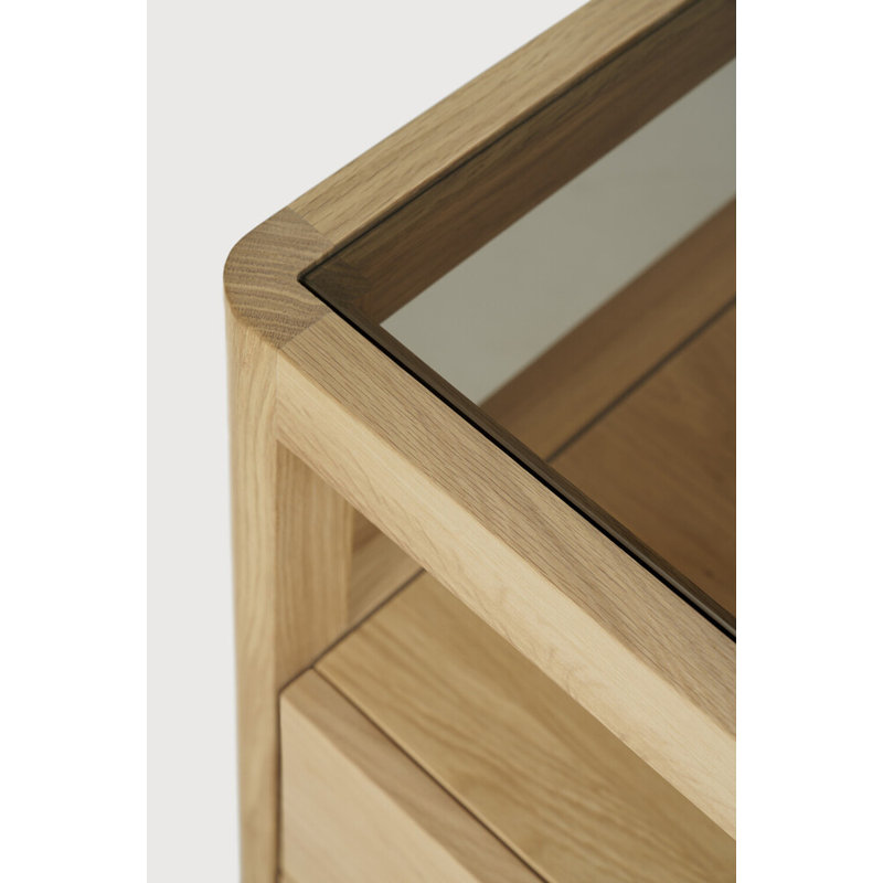 Spindle 4 - Drawer Dresser, Oak