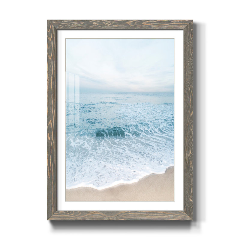 Neutral Skies - Reproduction de photo sur papier encadrée, H 44 po x l 31 po x P 1 po, gris