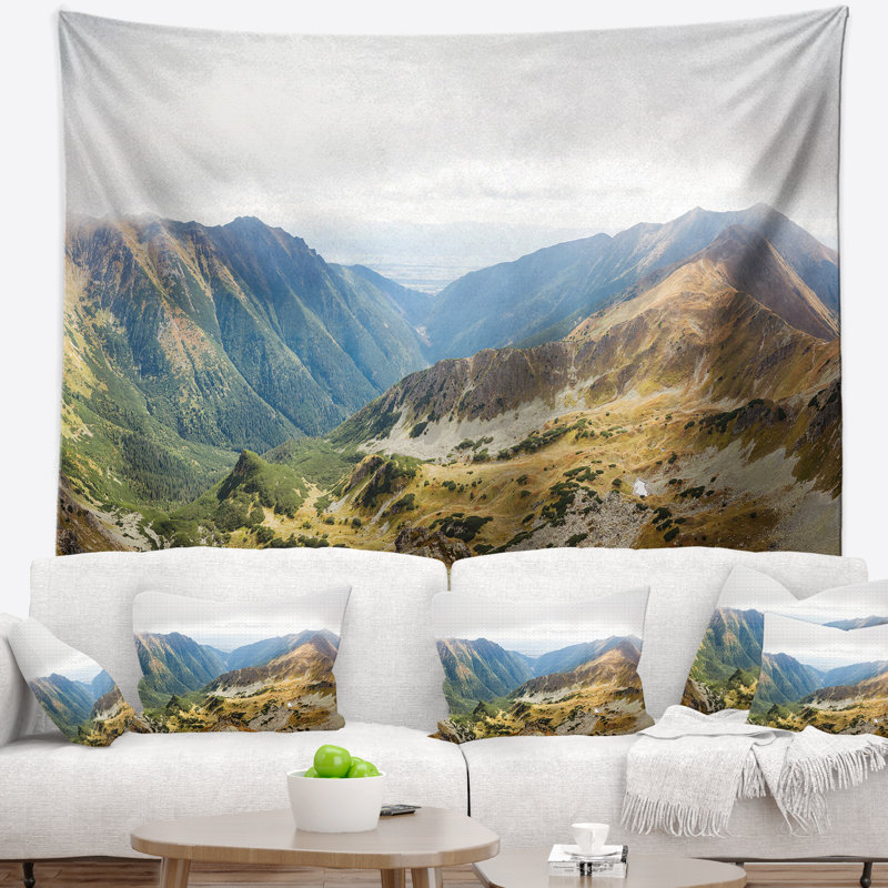 Tapisserie Tatras, H 68 po x l 80 po