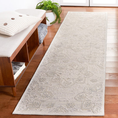 Lulua Hand Tufted Wool Cotton with Latex Oriental Rug in Grey/Ivory