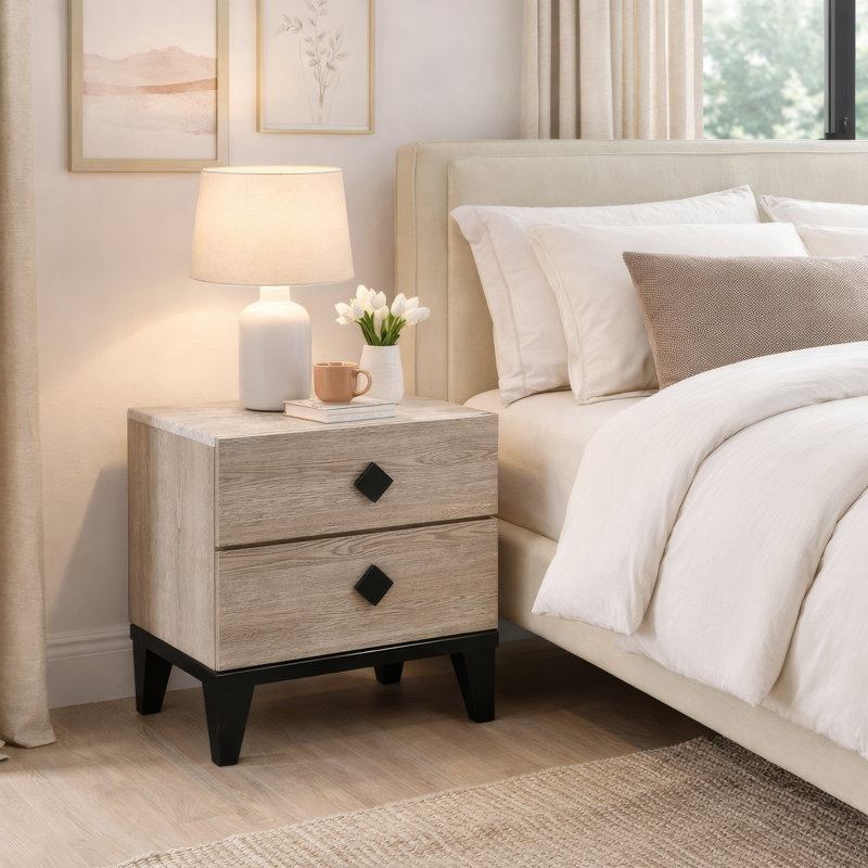 Justina 23.25'' W Nightstand, Cream