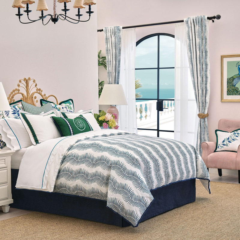 Boca Raton Botanical Tacked Comforter, Super Queen Comforter