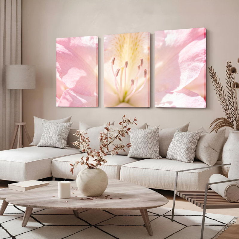 Fleur rose en gros plan sur toile tendue, imprimé floral pastel doux (ensemble de 3), H 18 po x l 36 po