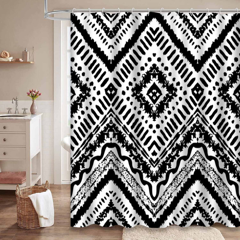 Rideau de douche à motif de chevrons noir et blanc avec 12 crochets Line Zigzag, L 72 po x l 78 po