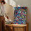 Toile «Un collage vibrant et chaotique de visages expressifs», art mural rendu dans des couleurs vives et des formes abstraites-95867014