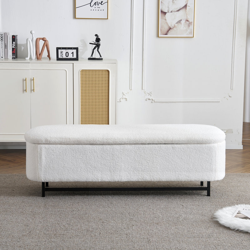 Elegant Ottoman with Spacious Storage Function