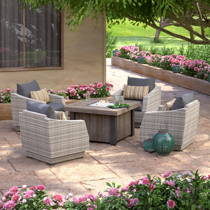 Ensemble de conversation en rotin avec coussins Sunbrella 5 pièces Fionnula, Sunbrella® gris anthracite