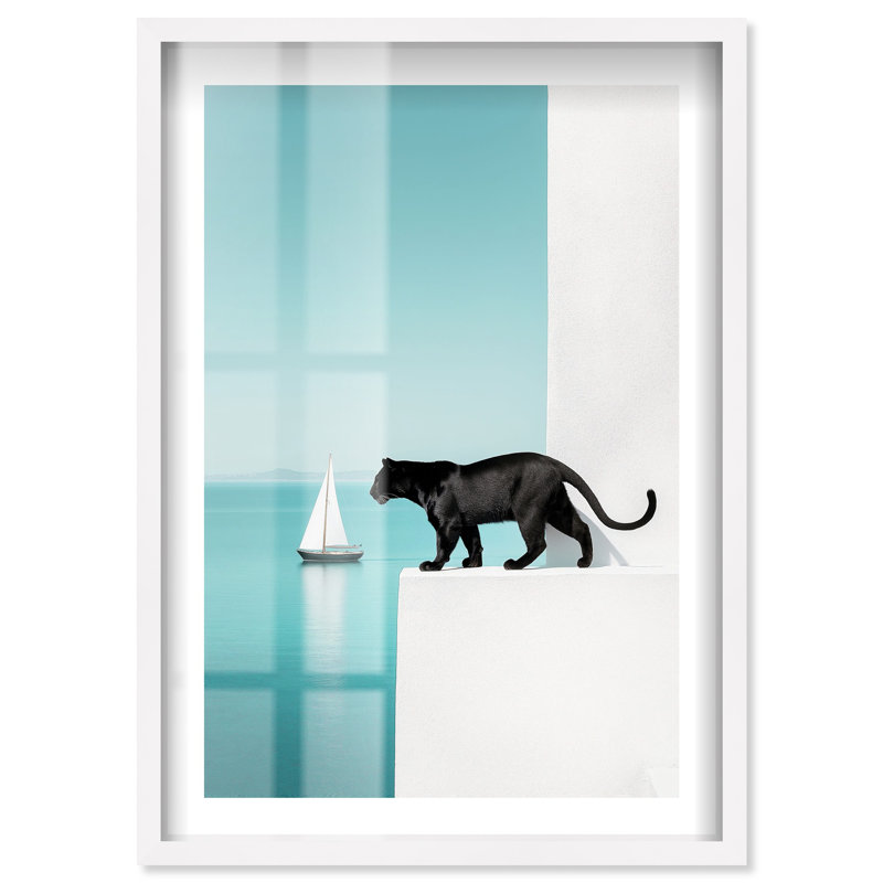 «Edge Feline Sail I Shadowbox» par Notoriart, H 46 po x l 31 po, Blanc
