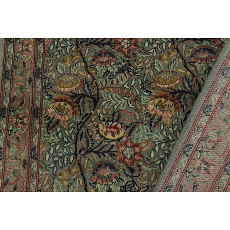 Tapis vert / brun en laine noué à la main à motif floral 2 pi 5 po x 10 pi 2 po Roca